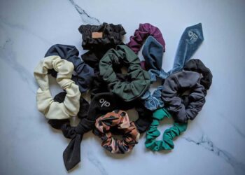 Accessorize Like a Pro 3 Trendy Hair Accessories That Will Transform Your Look