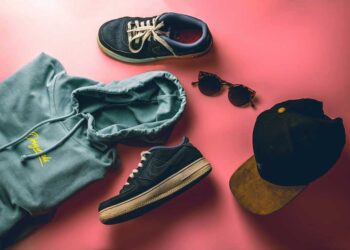 breaking-boundaries-in-fashion-exploring-the-game-changing-partnership-between-kanye-west-and-gap-for-the-yeezy-clothing-line