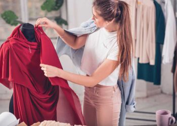 from-drab-to-fab-how-layering-can-transform-your-outfit