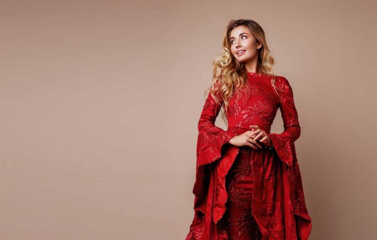 get-inspired-by-the-fashion-forward-looks-at-the-2023-bafta-awards-a-closer-look-at-the-red-carpet-trends