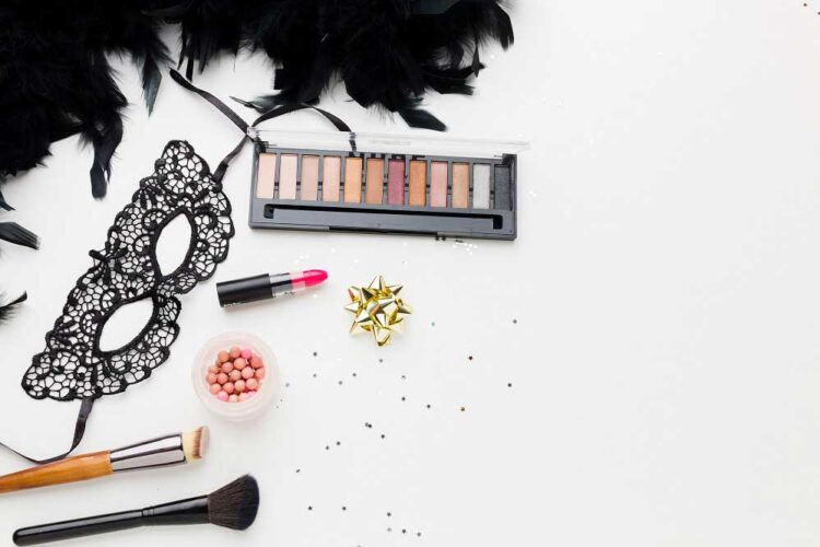 get-your-halloween-glam-on-with-these-5-hauntingly-beautiful-makeup-collections