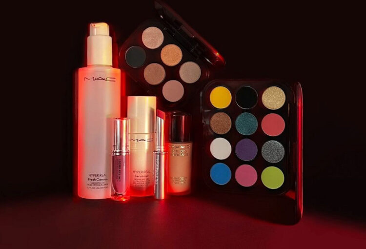 blossom-into-spring-with-macs-irresistible-boom-boom-bloom-collection