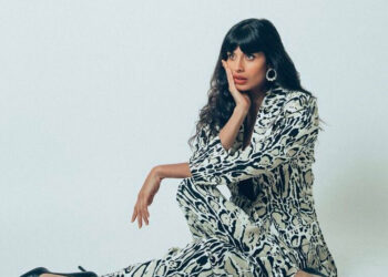 the-art-of-empowerment-jameela-jamils-journey-of-doing-her-own-makeup-on-the-good-place