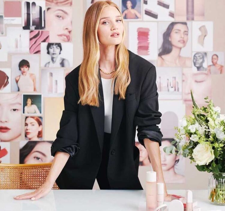 effortless-elegance-master-the-5-minute-makeup-routine-with-rosie-huntington-whiteley