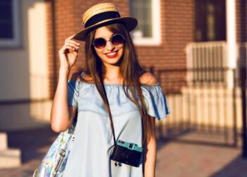 mastering-the-summer-trend-adding-these-to-every-outfit