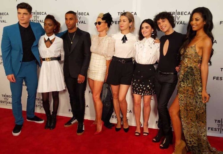 effortlessly-chic-celebrities-redefine-business-casual-at-the-tribeca-tv-festival