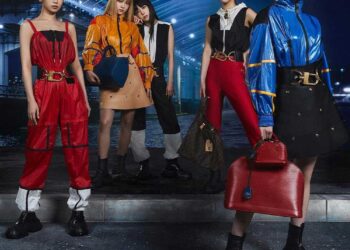 fashion-icons-unite-it-girls-take-the-spotlight-in-louis-vuittons-latest-campaign