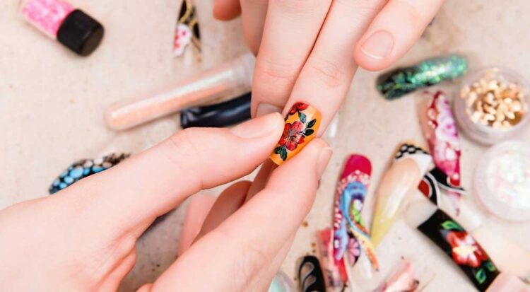 the-roar-of-style-unleash-your-inner-lion-king-with-trendy-the-lion-king-inspired-nails-on-instagram