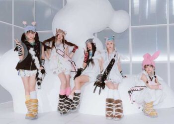 the-unforgettable-fashion-moments-celebrities-steal-the-spotlight-at-the-billboard-music-awards