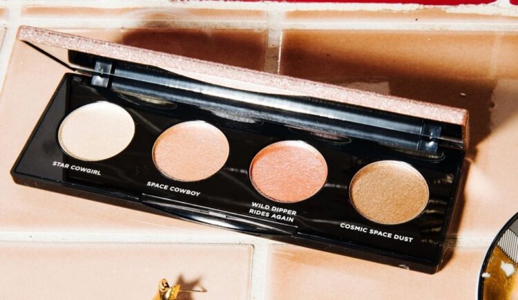 unveiling-the-beauty-celebrate-urban-decays-stunning-makeup-collection