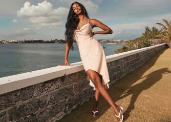 camila-coelho-elevating-fashion-with-her-eponymous-label-in-collaboration-with-revolve