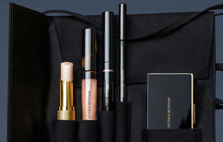 discover-the-alluring-charm-of-victoria-beckhams-new-silk-smoky-eye-brick