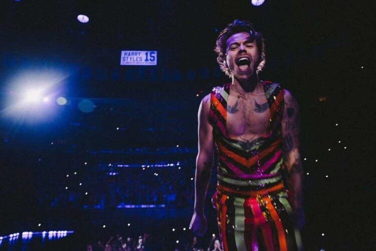 unlocking-harry-styles-take-on-fashion-and-fragrances-a-style-icons-journey