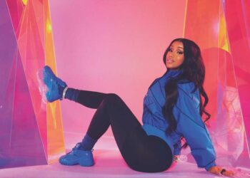 cardi-bs-showstopping-return-unveiling-her-spectacular-second-fashion-nova-collection