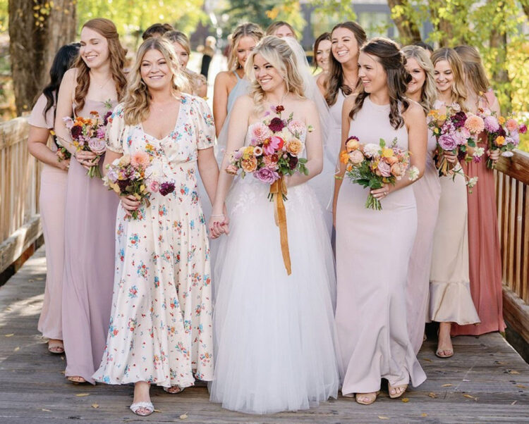 discover-the-exquisite-elegance-unveiling-the-top-wedding-dresses-of-the-year