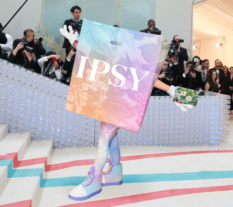 unleash-your-nostalgic-side-with-ipsys-tetris-makeup-collection