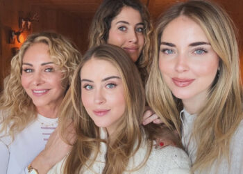 top-fashion-influencers-to-inspire-your-style-journey