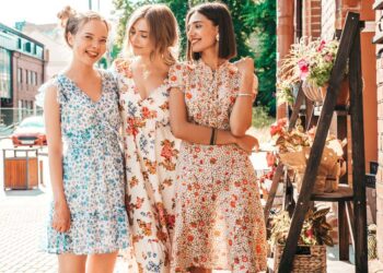 simplify-your-spring-closet-with-zaras-all-in-one-midi-dress-solution