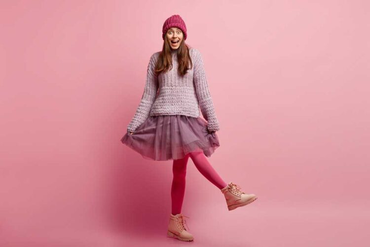 Embrace the Chill Stylish Skirt and Sweater Combinations for Fall