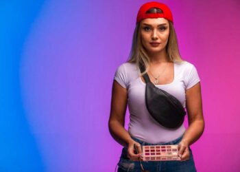 fanny-pack-fashion-discover-the-most-stylish-ways