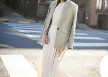 essential-tips-for-dressing-professionally-in-the-heat